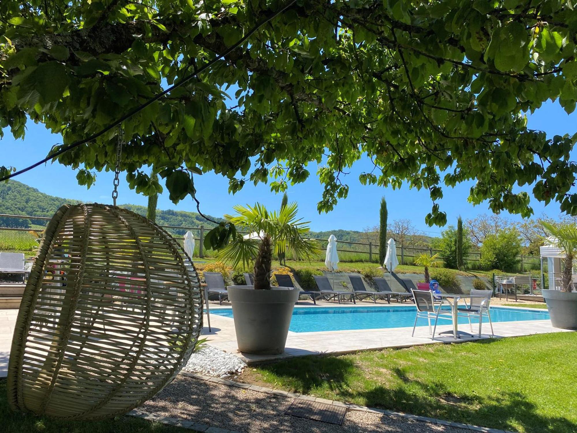 Hotel Domaine De Suzel Vignieu Zewnętrze zdjęcie