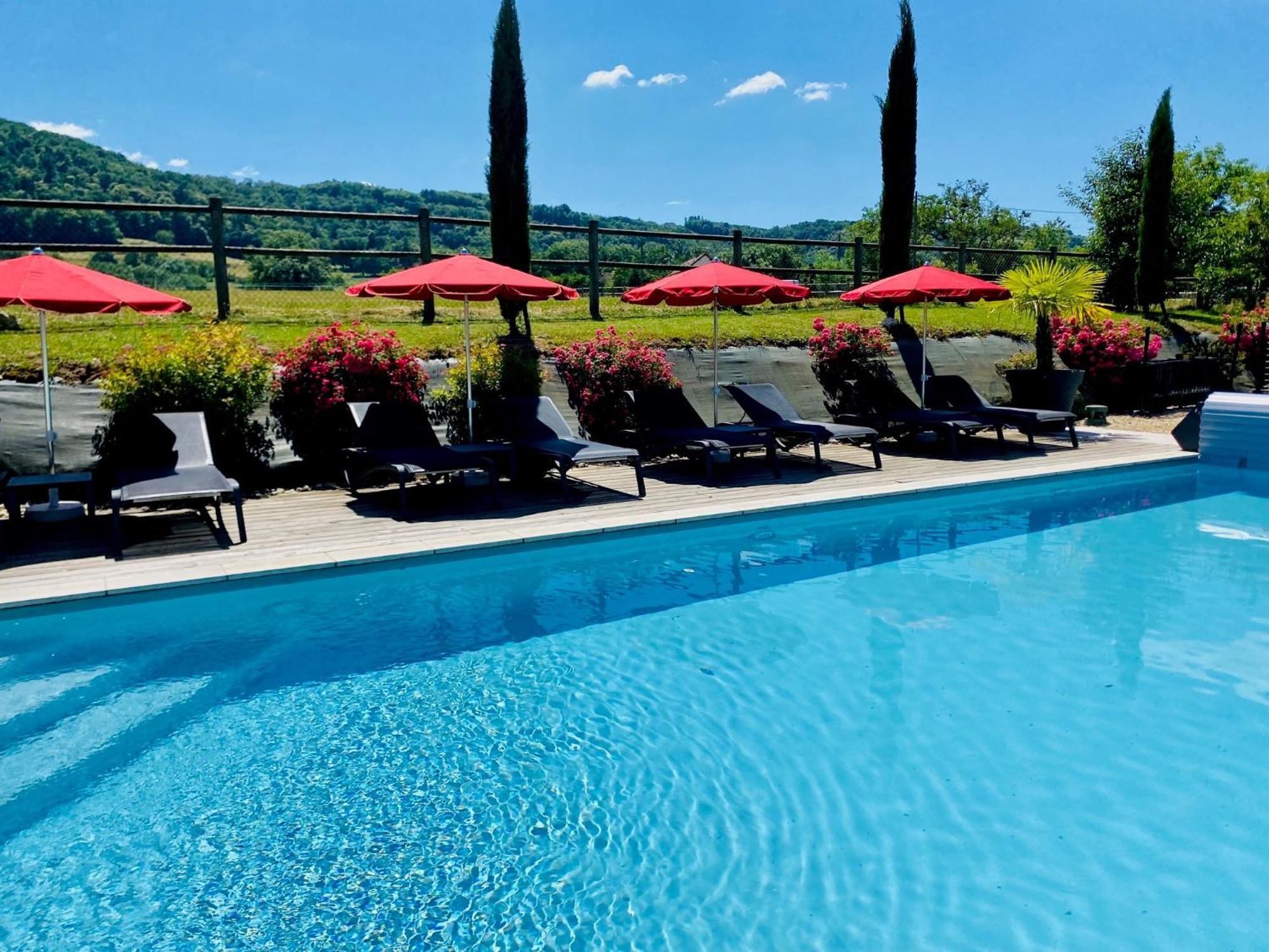 Hotel Domaine De Suzel Vignieu Zewnętrze zdjęcie